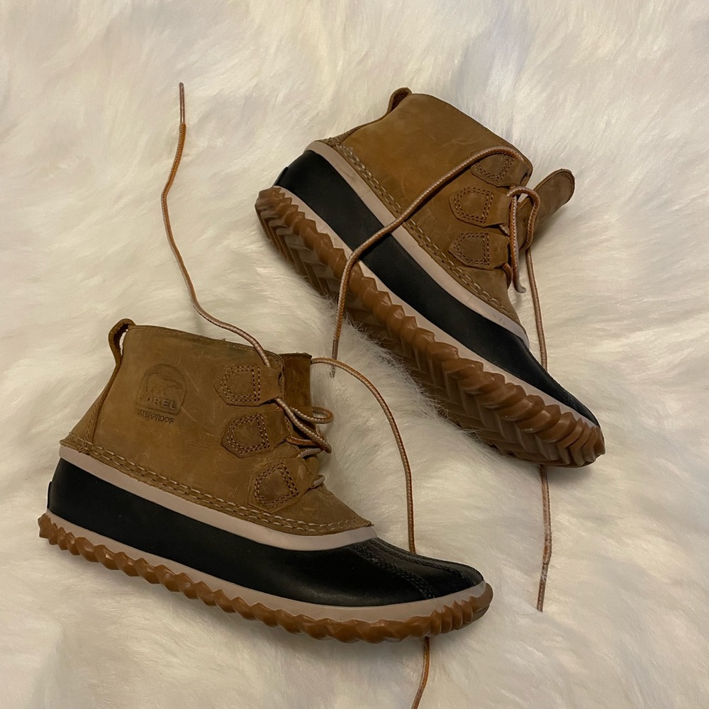 Sorel boots size 6